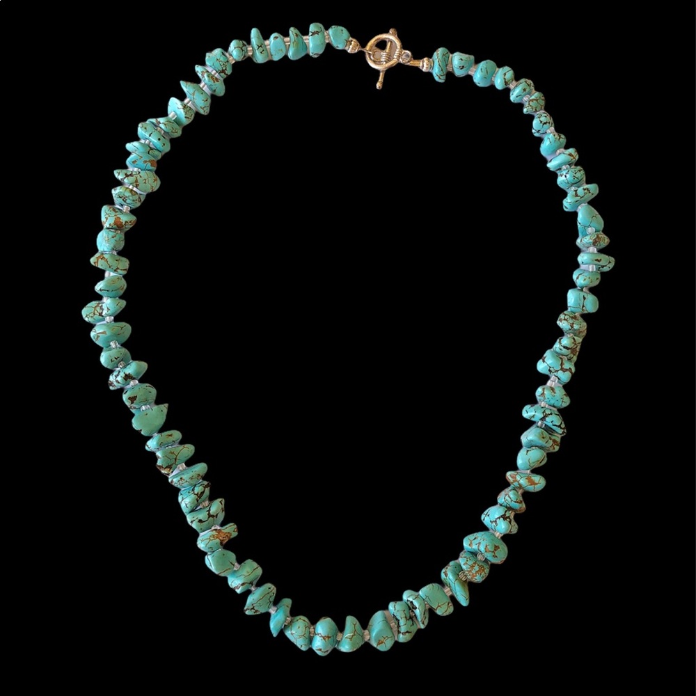 Turquoise Beaded Necklace